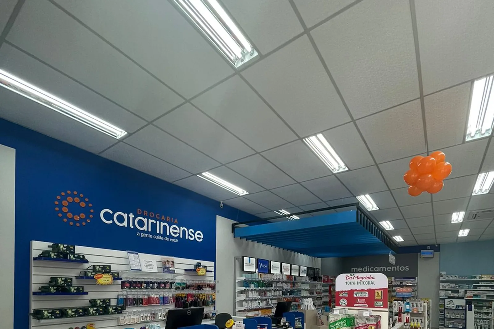 Forros de EPS em Blumenau e região: descubra por que esse sistema de construção a seco oferece leveza, isolamento térmico, rapidez e ótimo custo-benefício. Solução ideal para obras residenciais e comerciais.