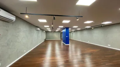 Transforme seu ambiente com Gesso Acartonado (Drywall) em Blumenau e região. Soluções rápidas, limpas e profissionais em Construção a Seco, com performance acústica, acabamento impecável e execução especializada.